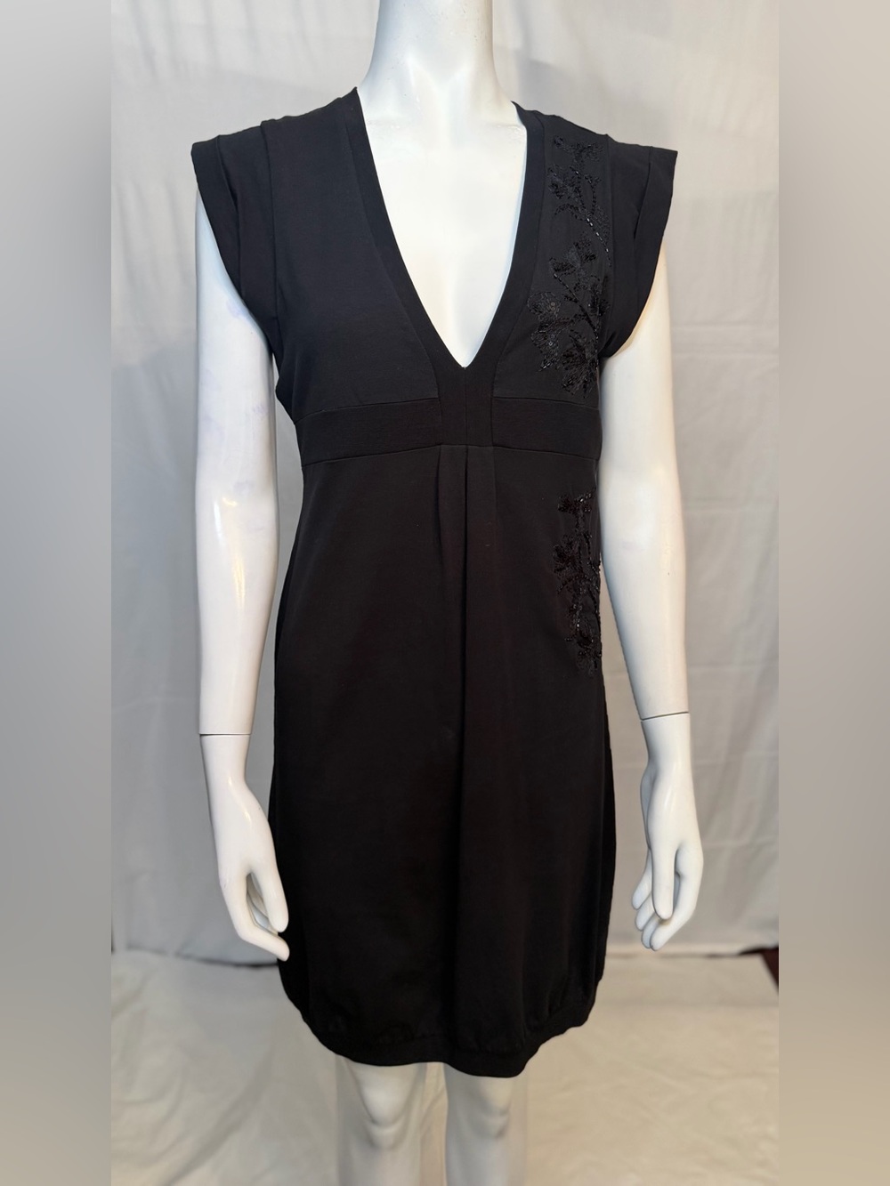 Iceberg Black Deep V-Neck Embellished Dress